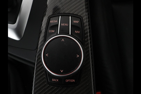 BMW 4 Serie Gran Coupé 418i High Executive | Schuifdak | Trekhaak | Climate control | Navigatie | Camera | Cruise control | Buetooth | DAB+ | Ambianceverlichting