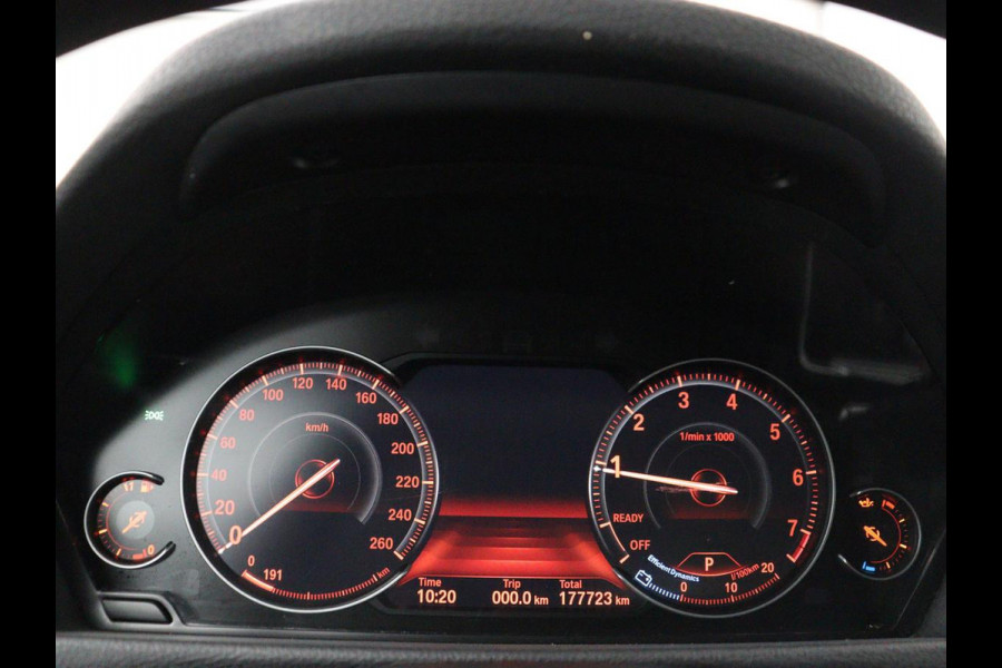BMW 4 Serie Gran Coupé 418i High Executive | Schuifdak | Trekhaak | Climate control | Navigatie | Camera | Cruise control | Buetooth | DAB+ | Ambianceverlichting