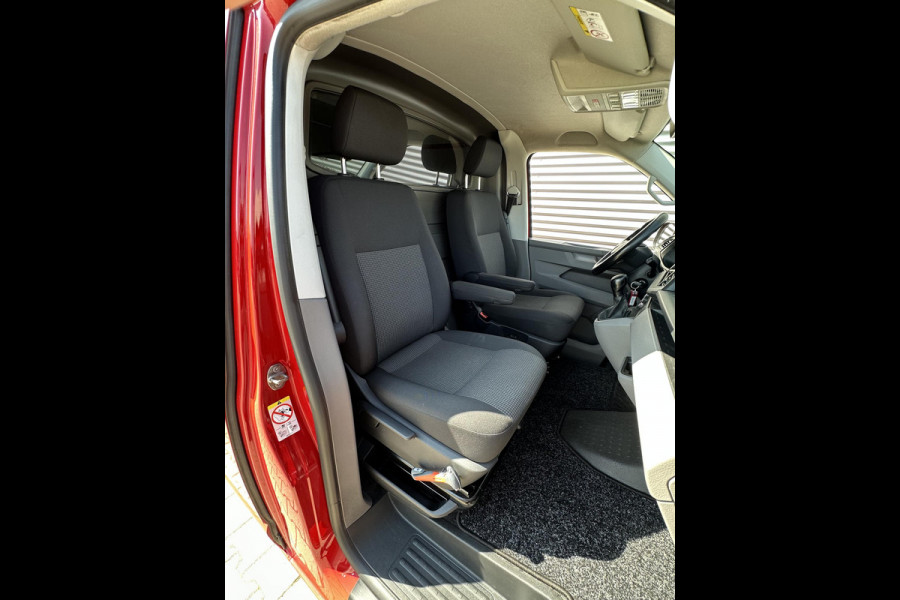 Volkswagen Transporter 2.0 TDI L2H1 Highline Automaat|Navi|Carplay|Camera