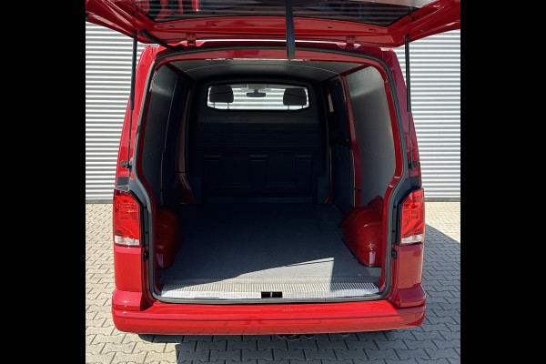 Volkswagen Transporter 2.0 TDI L2H1 Highline Automaat|Navi|Carplay|Camera