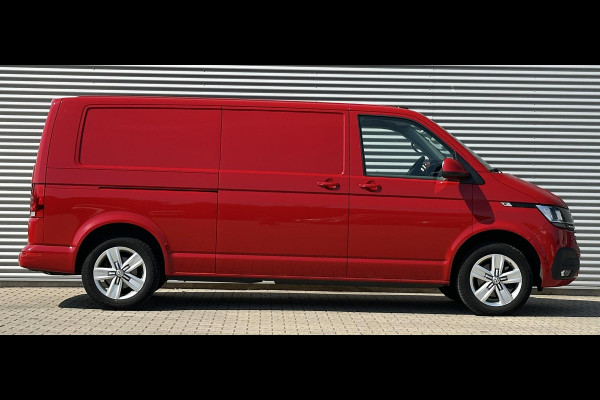 Volkswagen Transporter 2.0 TDI L2H1 Highline Automaat|Navi|Carplay|Camera