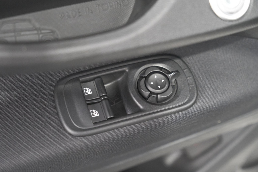 Fiat 500 Urban 42 kWh | SOH 96.8% | 3 Fase Laadfunctie | Camera | Apple Carplay | Parkeersensoren