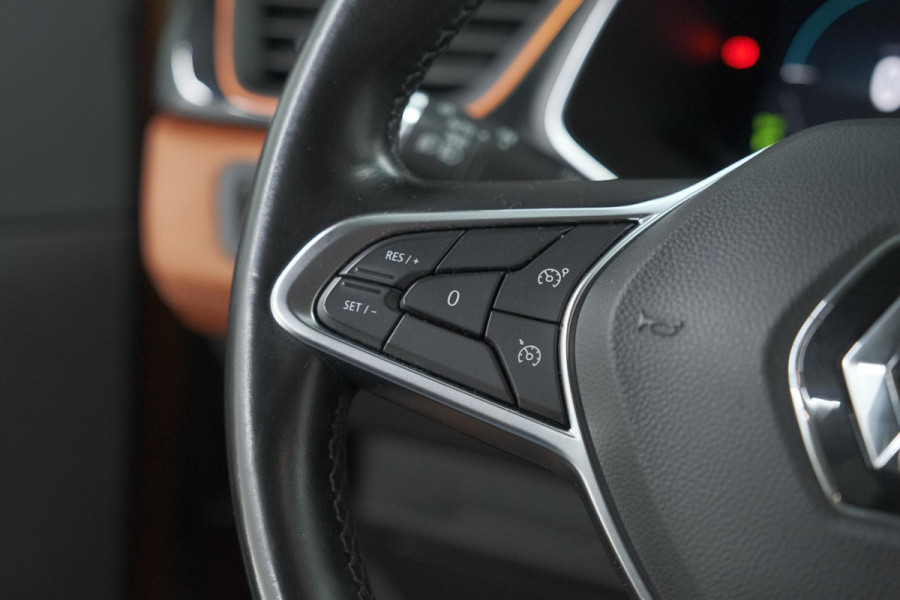 Renault Captur 1.6 E-Tech Plug-in Hybrid 160 Edition One | Trekhaak | BOSE Audio | Camera | 9.3 Inch Groot Scherm