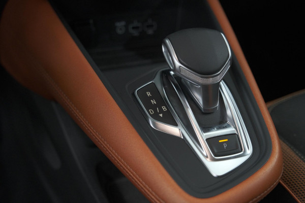 Renault Captur 1.6 E-Tech Plug-in Hybrid 160 Edition One | Trekhaak | BOSE Audio | Camera | 9.3 Inch Groot Scherm