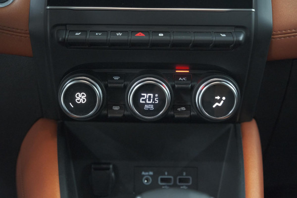 Renault Captur 1.6 E-Tech Plug-in Hybrid 160 Edition One | Trekhaak | BOSE Audio | Camera | 9.3 Inch Groot Scherm