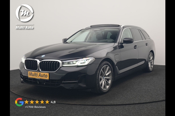 BMW 5 Serie Touring 530e xDrive Business Edition Plus 293pk Dealer O.H. | Panodak | Adaptive Cruise | Head Up | Laser LED | 360 Camera | Lederen Comfortzetels Verwarmd | Sfeerverlichting | Keyless | Blis | Apple Carplay | Hifi Audio | Navigatie | DAB | Plug In Hybrid |