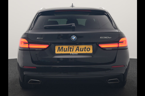 BMW 5 Serie Touring 530e xDrive Business Edition Plus 293pk Dealer O.H. | Panodak | Adaptive Cruise | Head Up | Laser LED | 360 Camera | Lederen Comfortzetels Verwarmd | Sfeerverlichting | Keyless | Blis | Apple Carplay | Hifi Audio | Navigatie | DAB | Plug In Hybrid |