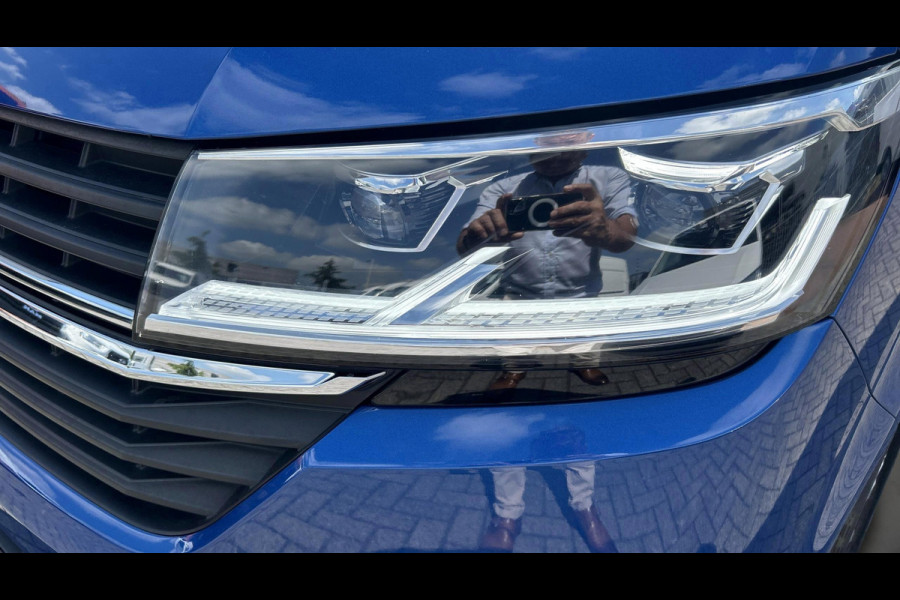 Volkswagen Transporter L2H1 Dubbel Cabine 2.0 TDI 150pk DSG Highline Automaat Led Camera Stoelverwarming Navigatie Trekhaak Alcantara