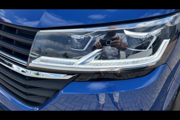 Volkswagen Transporter L2H1 Dubbel Cabine 2.0 TDI 150pk DSG Highline Automaat Led Camera Stoelverwarming Navigatie Trekhaak Alcantara