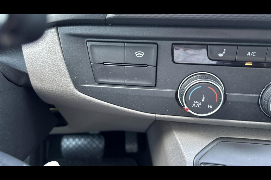 Volkswagen Transporter L2H1 Dubbel Cabine 2.0 TDI 150pk DSG Highline Automaat Led Camera Stoelverwarming Navigatie Trekhaak Alcantara