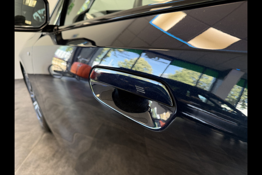 BMW i5 eDrive40 84 kWh Head-Up ACC PDC Trekhaak M-Sport Leder 24 Maanden garantie* (Vraag naar de voorwaarden)