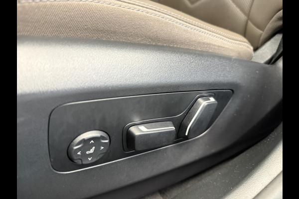 BMW i5 eDrive40 84 kWh Head-Up ACC PDC Trekhaak M-Sport Leder 24 Maanden garantie* (Vraag naar de voorwaarden)