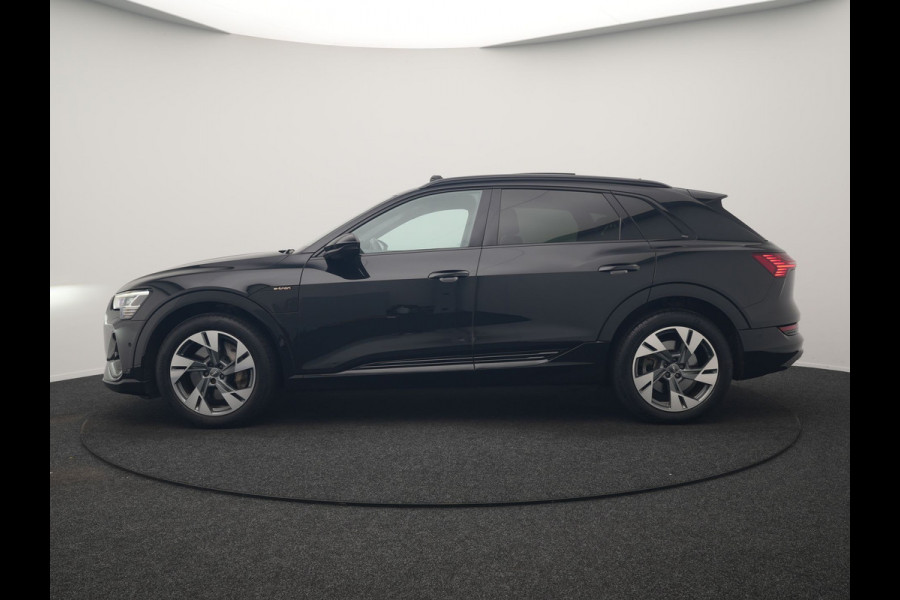 Audi e-tron E-Tron 50 Quattro S Line 71 kWh 313pk | Panodak | Luchtvering | Adaptive Cruise | Alcantara Sportstoelen Memory & Verwarmd | Apple Carplay | Navigatie | 20"L.M |