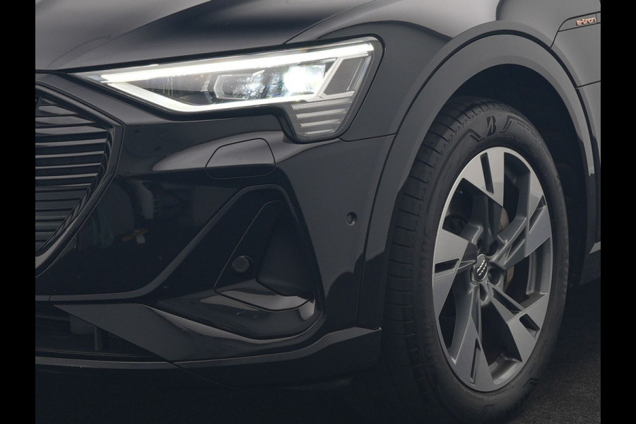 Audi e-tron E-Tron 50 Quattro S Line 71 kWh 313pk | Panodak | Luchtvering | Adaptive Cruise | Alcantara Sportstoelen Memory & Verwarmd | Apple Carplay | Navigatie | 20"L.M |