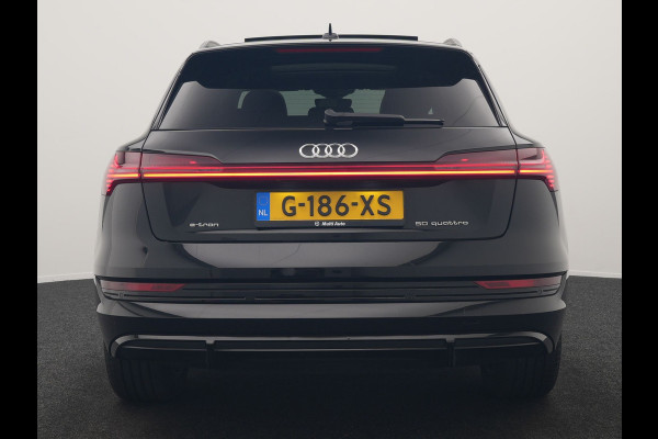 Audi e-tron E-Tron 50 Quattro S Line 71 kWh 313pk | Panodak | Luchtvering | Adaptive Cruise | Alcantara Sportstoelen Memory & Verwarmd | Apple Carplay | Navigatie | 20"L.M |