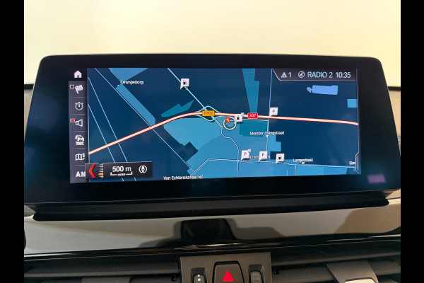 BMW X1 SDrive20i High Executive AIRCO CLIMA NAVI CRUISE PANO LEER STOELVERW HEAD UP TREKHAAK 1800KG CAMERA ELEK KLEP NIEUWSTAAT