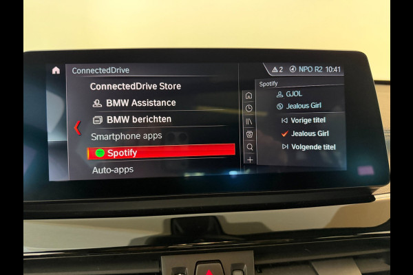 BMW X1 SDrive20i High Executive AIRCO CLIMA NAVI CRUISE PANO LEER STOELVERW HEAD UP TREKHAAK 1800KG CAMERA ELEK KLEP NIEUWSTAAT