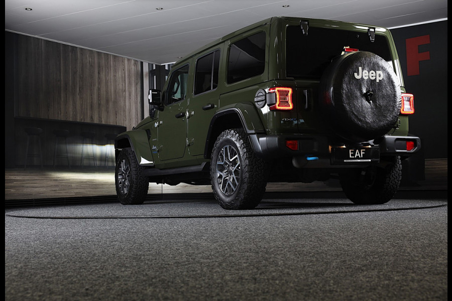 Jeep Wrangler UNLIMITED 4xe 380 Sahara / 360 Camera / Leder / Navi / Ecc / Elek Pakket / Led / Pdc / 18 Inch / TOPSTAAT