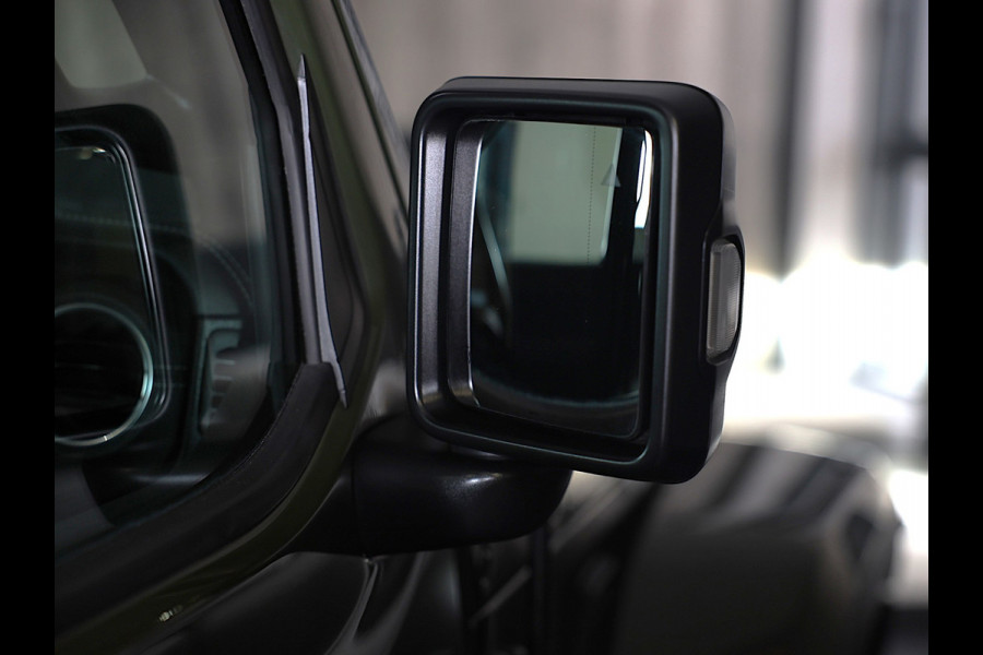 Jeep Wrangler UNLIMITED 4xe 380 Sahara / 360 Camera / Leder / Navi / Ecc / Elek Pakket / Led / Pdc / 18 Inch / TOPSTAAT