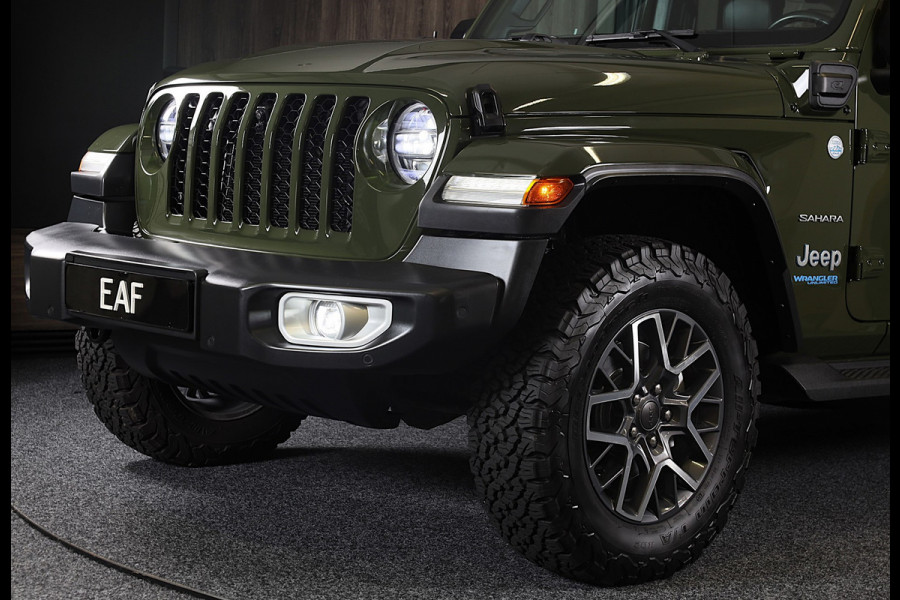 Jeep Wrangler UNLIMITED 4xe 380 Sahara / 360 Camera / Leder / Navi / Ecc / Elek Pakket / Led / Pdc / 18 Inch / TOPSTAAT