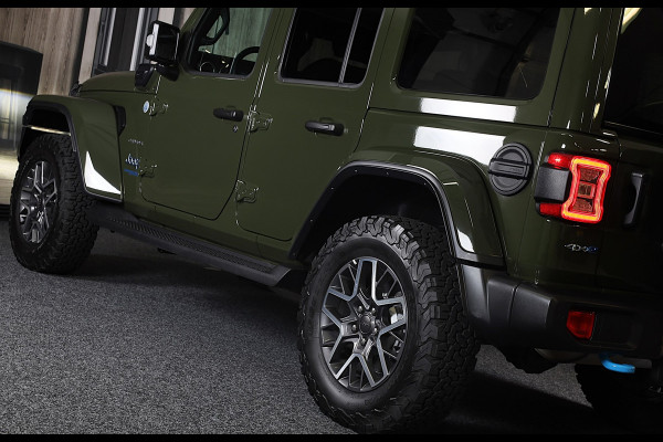 Jeep Wrangler UNLIMITED 4xe 380 Sahara / 360 Camera / Leder / Navi / Ecc / Elek Pakket / Led / Pdc / 18 Inch / TOPSTAAT