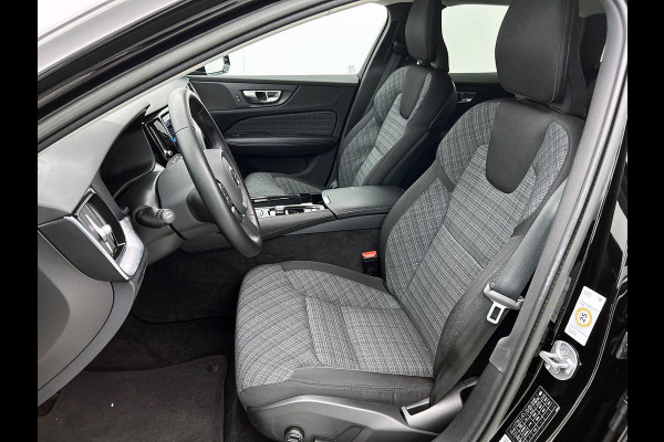 Volvo V60 2.0 T6 Plug-in hybrid AWD Core Bright NAVI & CARPLAY | AD_CRUISE | FULL-LED