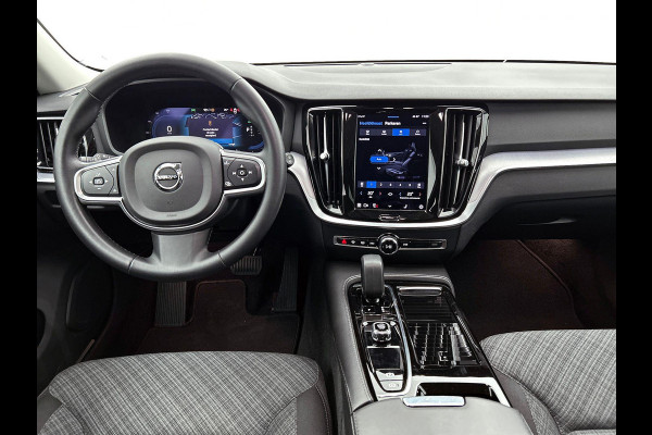 Volvo V60 2.0 T6 Plug-in hybrid AWD Core Bright NAVI & CARPLAY | AD_CRUISE | FULL-LED