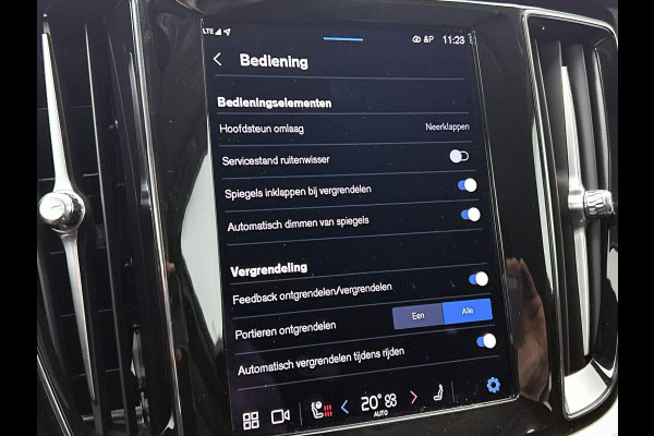 Volvo V60 2.0 T6 Plug-in hybrid AWD Core Bright NAVI & CARPLAY | AD_CRUISE | FULL-LED