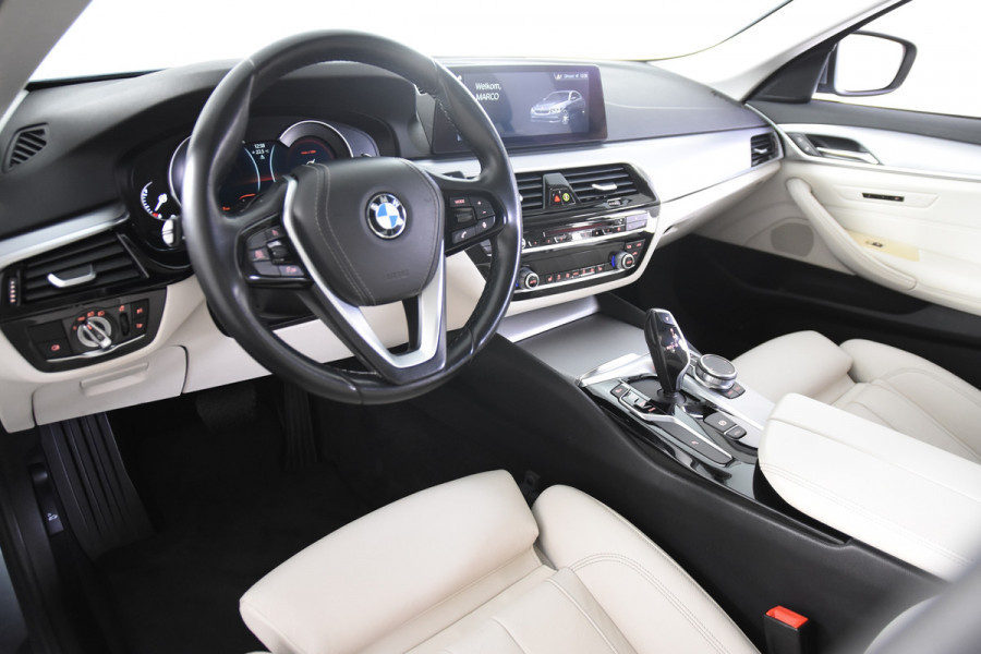 BMW 5 Serie 520i A Luxury *Navigatie*Schuifdak*Memory*