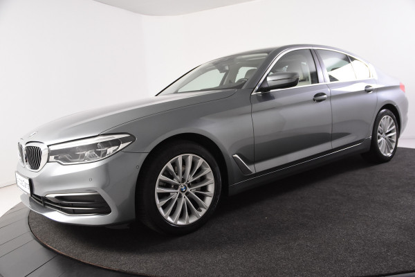 BMW 5 Serie 520i A Luxury *Navigatie*Schuifdak*Memory*