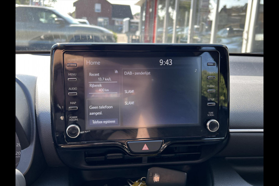 Toyota Yaris 1.5 VVT-i 125pk Dynamic | Stoel + stuurverwarming, Climate control, Adaptieve cruise control, Lichtmetalen velgen