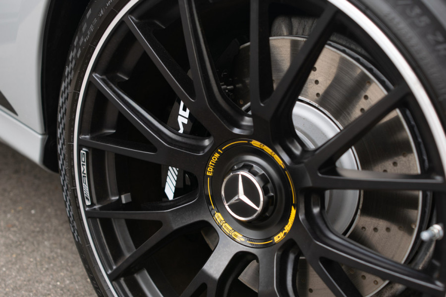 Mercedes-Benz E-Klasse AMG 53 4-M Edition 1 Carbon|Keyless|ACC|Schaalstoelen|Bumester 4D|Stoelkoeling|Performance Sound|360°Camera|Superscreen