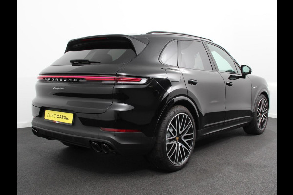 Porsche Cayenne 3.0 E-Hybrid Luchtvering Leder Panoramadak Camera Navigatie Elektrische comfortstoelen DAB+ Led Adaptieve cruise control Climate control Lichtmetalen velgen Apple Carplay/ Android Auto