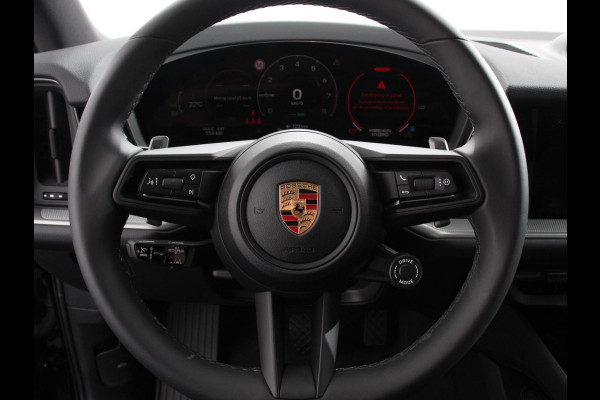Porsche Cayenne 3.0 E-Hybrid Luchtvering Leder Panoramadak Camera Navigatie Elektrische comfortstoelen DAB+ Led Adaptieve cruise control Climate control Lichtmetalen velgen Apple Carplay/ Android Auto