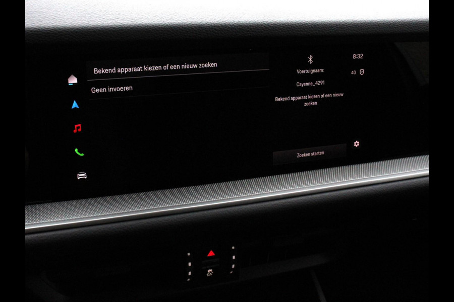 Porsche Cayenne 3.0 E-Hybrid Luchtvering Leder Panoramadak Camera Navigatie Elektrische comfortstoelen DAB+ Led Adaptieve cruise control Climate control Lichtmetalen velgen Apple Carplay/ Android Auto