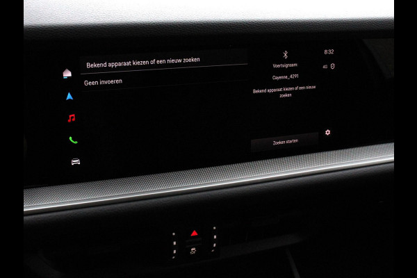 Porsche Cayenne 3.0 E-Hybrid Luchtvering Leder Panoramadak Camera Navigatie Elektrische comfortstoelen DAB+ Led Adaptieve cruise control Climate control Lichtmetalen velgen Apple Carplay/ Android Auto