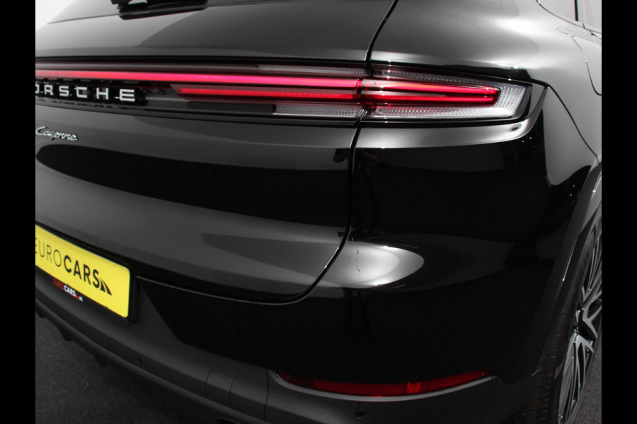 Porsche Cayenne 3.0 E-Hybrid Luchtvering Leder Panoramadak Camera Navigatie Elektrische comfortstoelen DAB+ Led Adaptieve cruise control Climate control Lichtmetalen velgen Apple Carplay/ Android Auto