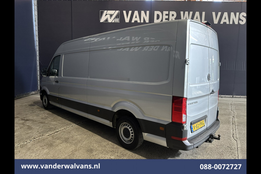 Volkswagen Crafter 2.0 TDI 177pk L4H3 L3H2 Euro6 Airco | Camera | Navigatie | Apple Carplay | 3000kg Trekhaak Android Auto, Parkeersensoren, Bijrijdersbank