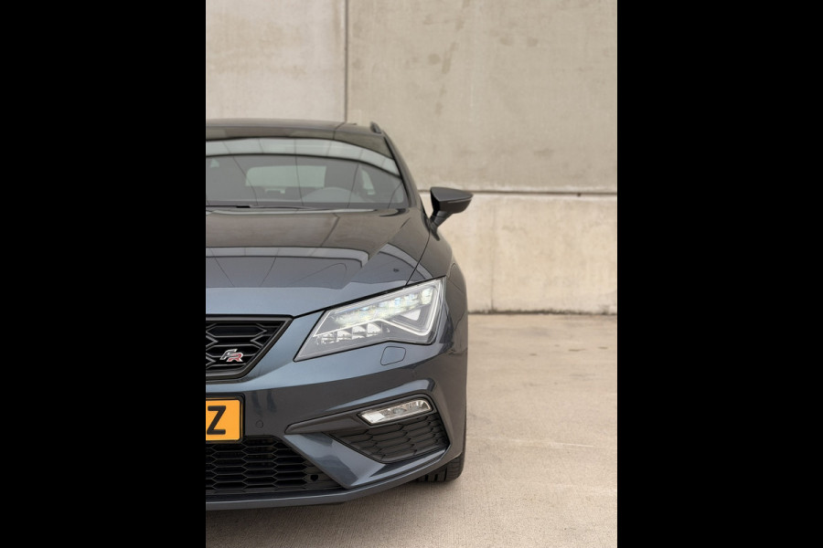 Seat Leon ST FR 1.5 TSI Ultimate Edition Black Pano DSG Trekh Sfeer Virtual CarPlay ACC
