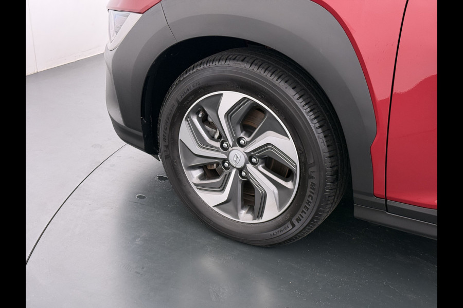 Hyundai Kona 1.6GDI HEV Hybride Autom. Trekhaak Adap.Cruise Camera Apple Carplay Android Auto Navi Ecc Pdc Comfort Smart Led Lmv 16" DAB Krell®-Audio Lane Assist Isofix Rijstrooksensor 1.300KG Trekgewicht 1e Eigenaar Origineel Nederlandse Auto