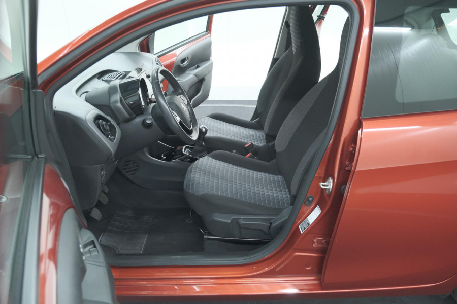Peugeot 108 1.0 e-VTi Allure | Camera | Climate Control | DAB+ | 15 Inch Lichtmetalen Velgen