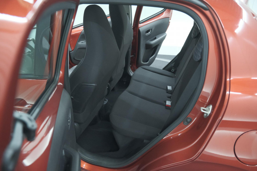 Peugeot 108 1.0 e-VTi Allure | Camera | Climate Control | DAB+ | 15 Inch Lichtmetalen Velgen