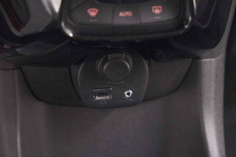 Peugeot 108 1.0 e-VTi Allure | Camera | Climate Control | DAB+ | 15 Inch Lichtmetalen Velgen
