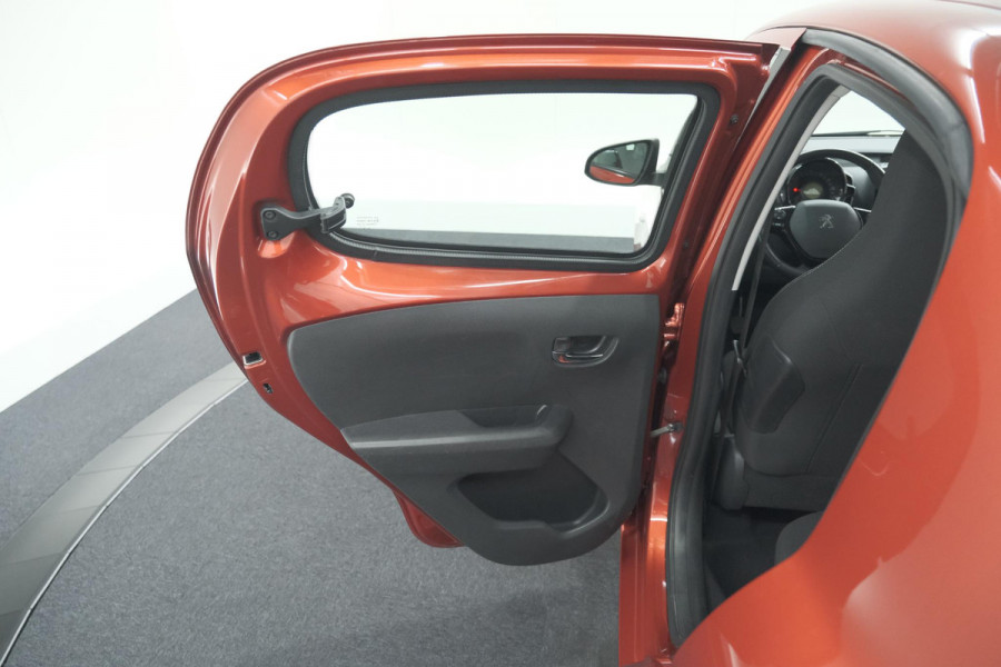 Peugeot 108 1.0 e-VTi Allure | Camera | Climate Control | DAB+ | 15 Inch Lichtmetalen Velgen