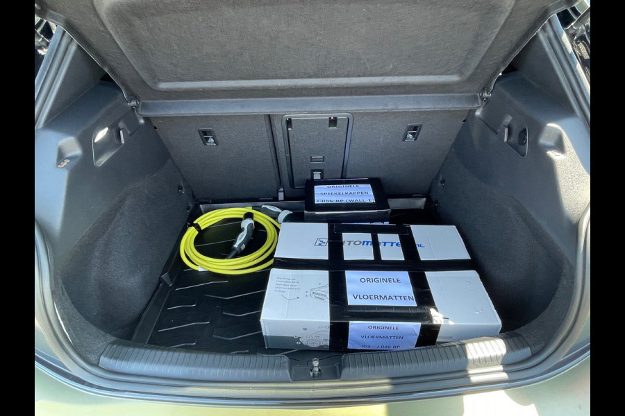 Volkswagen ID.3 First Plus 58 kWh|SOH91%|ACC|PDC|CAM|