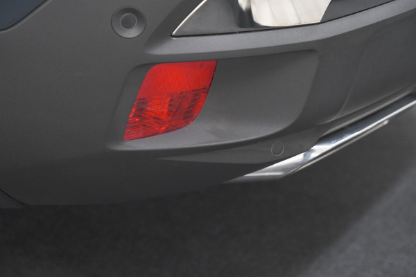 Peugeot 3008 1.6 PureTech 180 Allure | 1.500 KG Trekgewicht | Schuif-Kantel dak |  Dodehoekdetectie | Camera