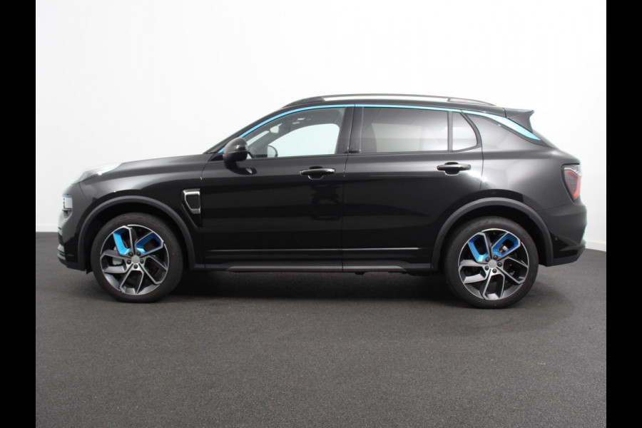 Lynk & Co 01 1.5 192KW PHEV Panoramadak Navigatie Apple Carplay/ Android Auto Camera Parkeersensoren Adaptive Cruise Control Memory stoelen verwarmbaar Full Led Climate Control Lichtmetalen velgen