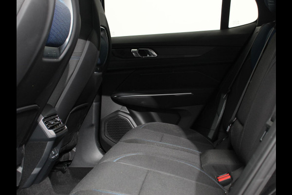 Lynk & Co 01 1.5 192KW PHEV Panoramadak Navigatie Apple Carplay/ Android Auto Camera Parkeersensoren Adaptive Cruise Control Memory stoelen verwarmbaar Full Led Climate Control Lichtmetalen velgen
