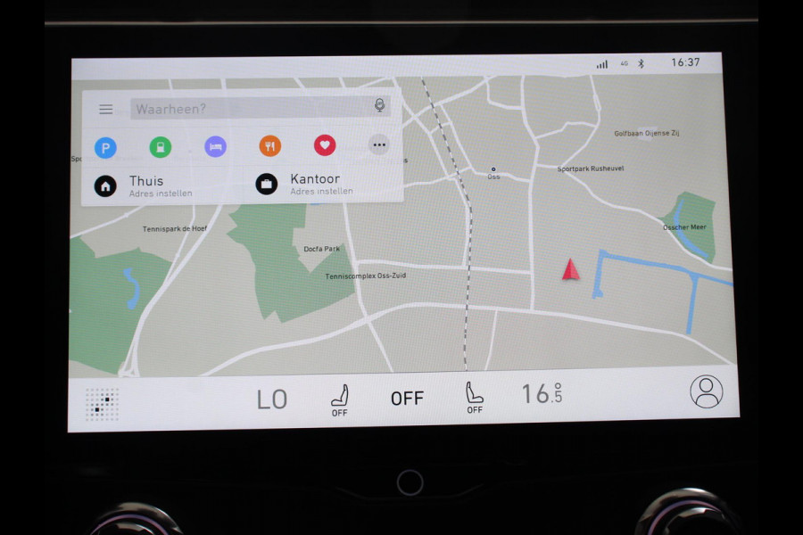 Lynk & Co 01 1.5 192KW PHEV Panoramadak Navigatie Apple Carplay/ Android Auto Camera Parkeersensoren Adaptive Cruise Control Memory stoelen verwarmbaar Full Led Climate Control Lichtmetalen velgen