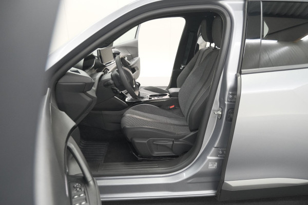 Peugeot 2008 PureTech 100 Allure | Apple Carplay | Parkeersensoren | Climate control